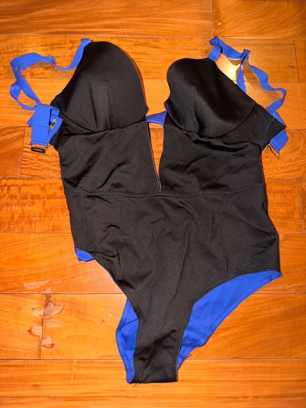 La Perla One Piece